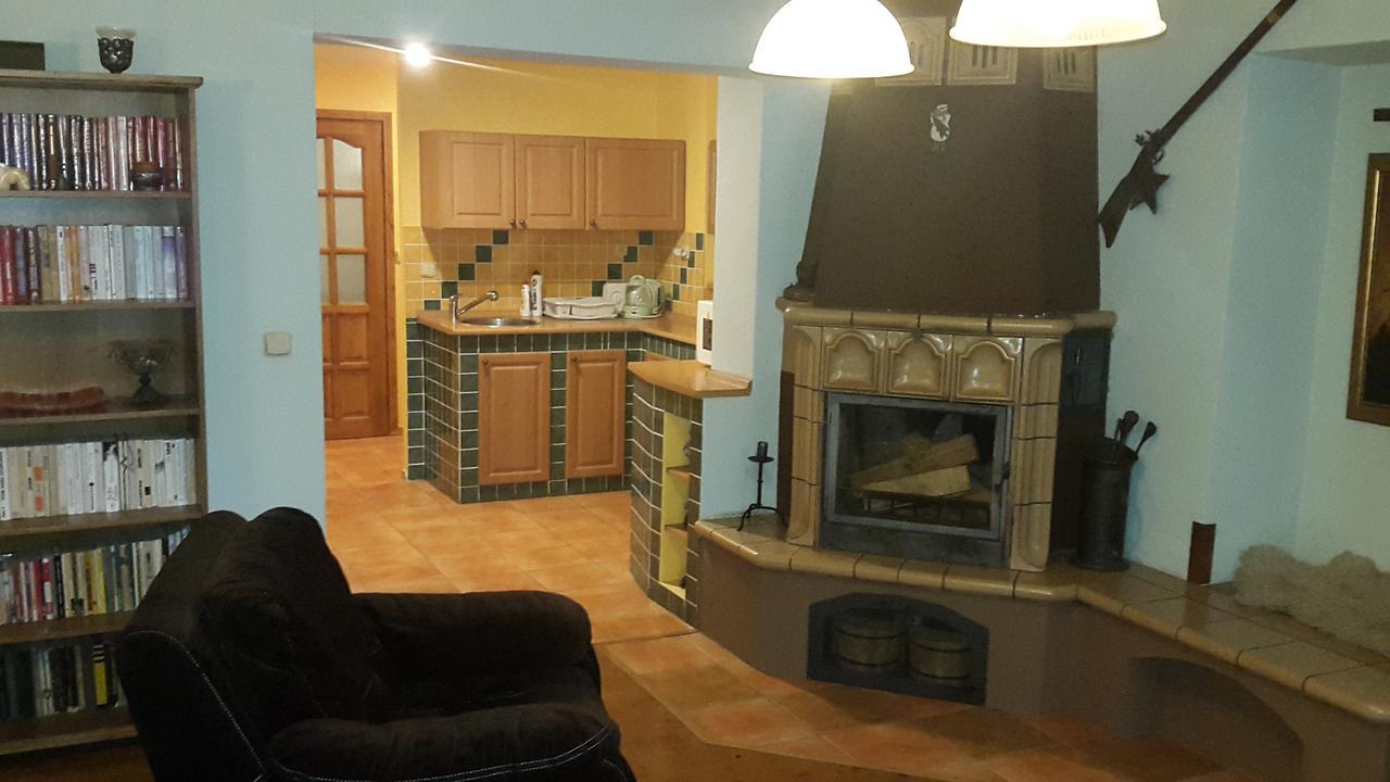 Apartmany Liska Mladé Buky Екстериор снимка